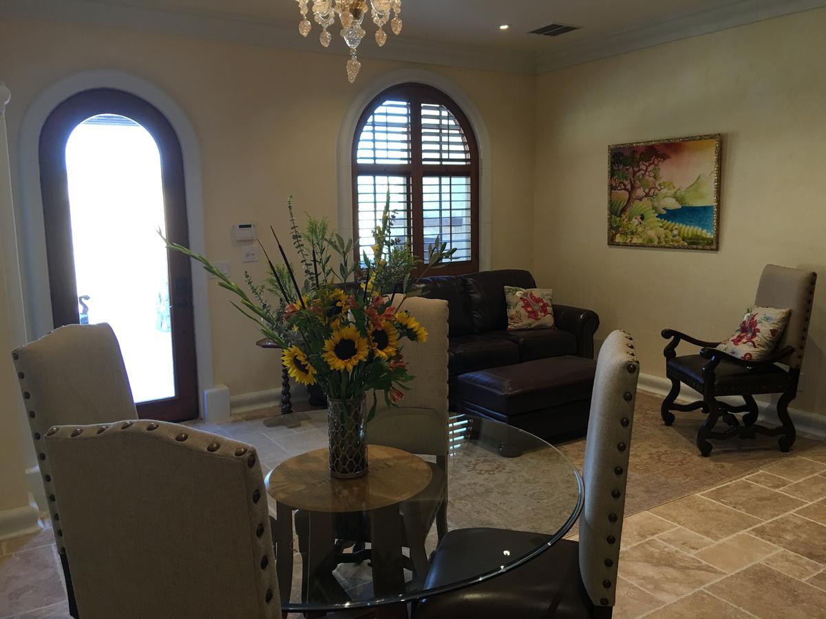 Thorn Hill Vineyards Villa Suites Clearlake Riviera Exterior photo